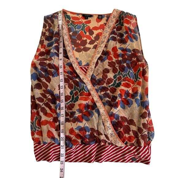 Ted Baker Layered 100% Silk Sleeveless
Floral and Striped Blouse Women’s Medium - Picture 4 of 7